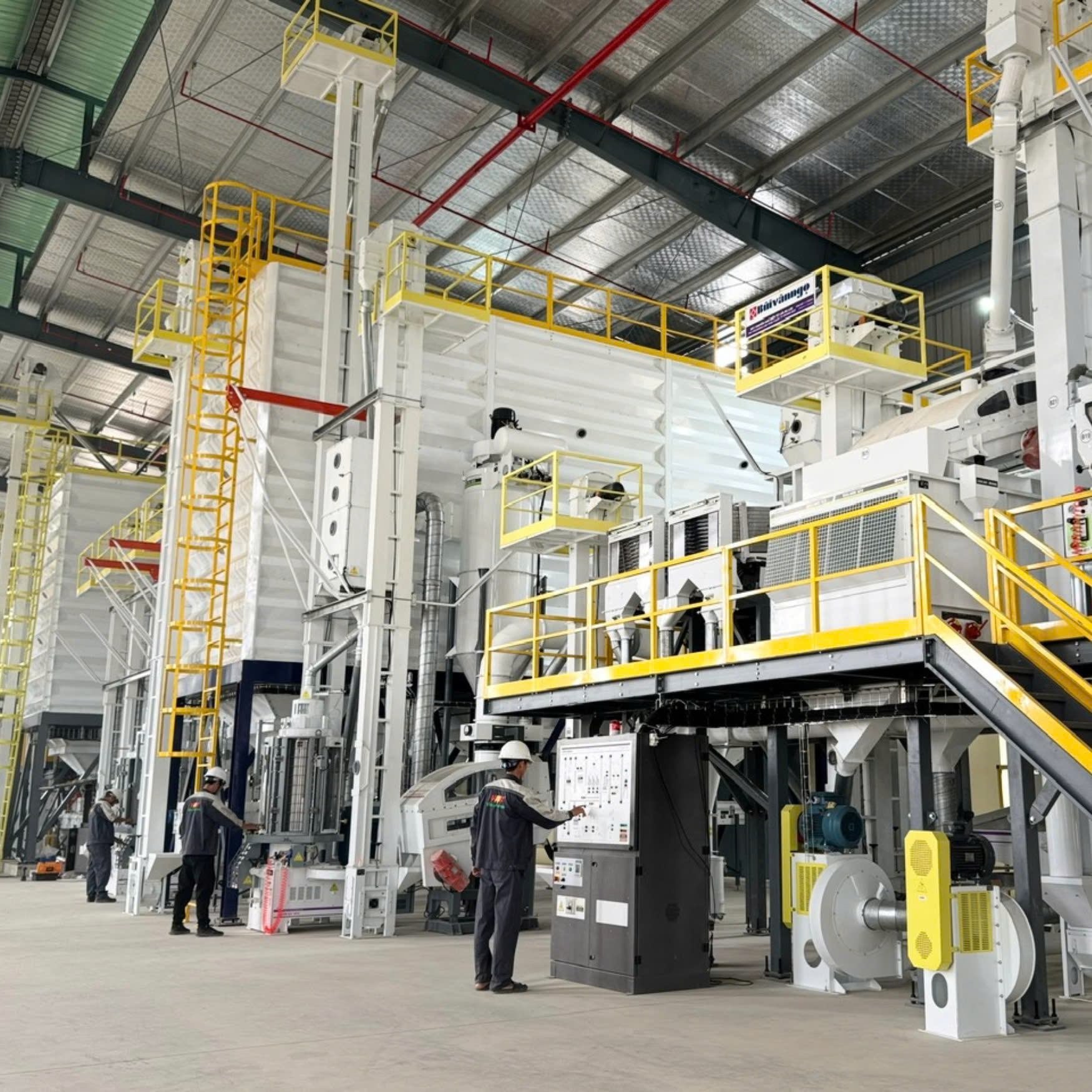 Nhà máy sản xuất hiện đại, khép kín chuẩn ISO 22000:2018 của VinaGreen
